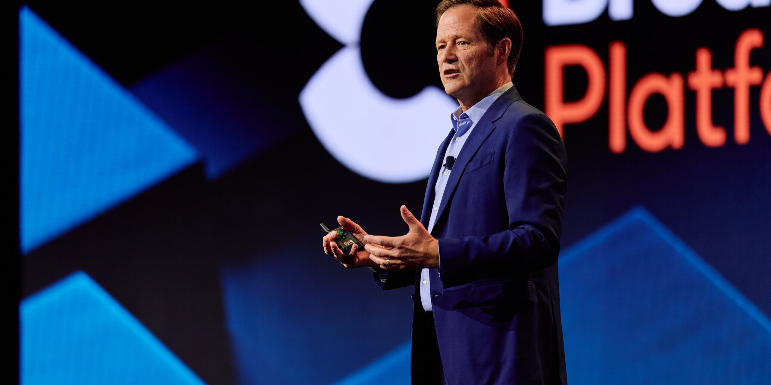 20251020_ConneXions_MikeKirschbaum_1003